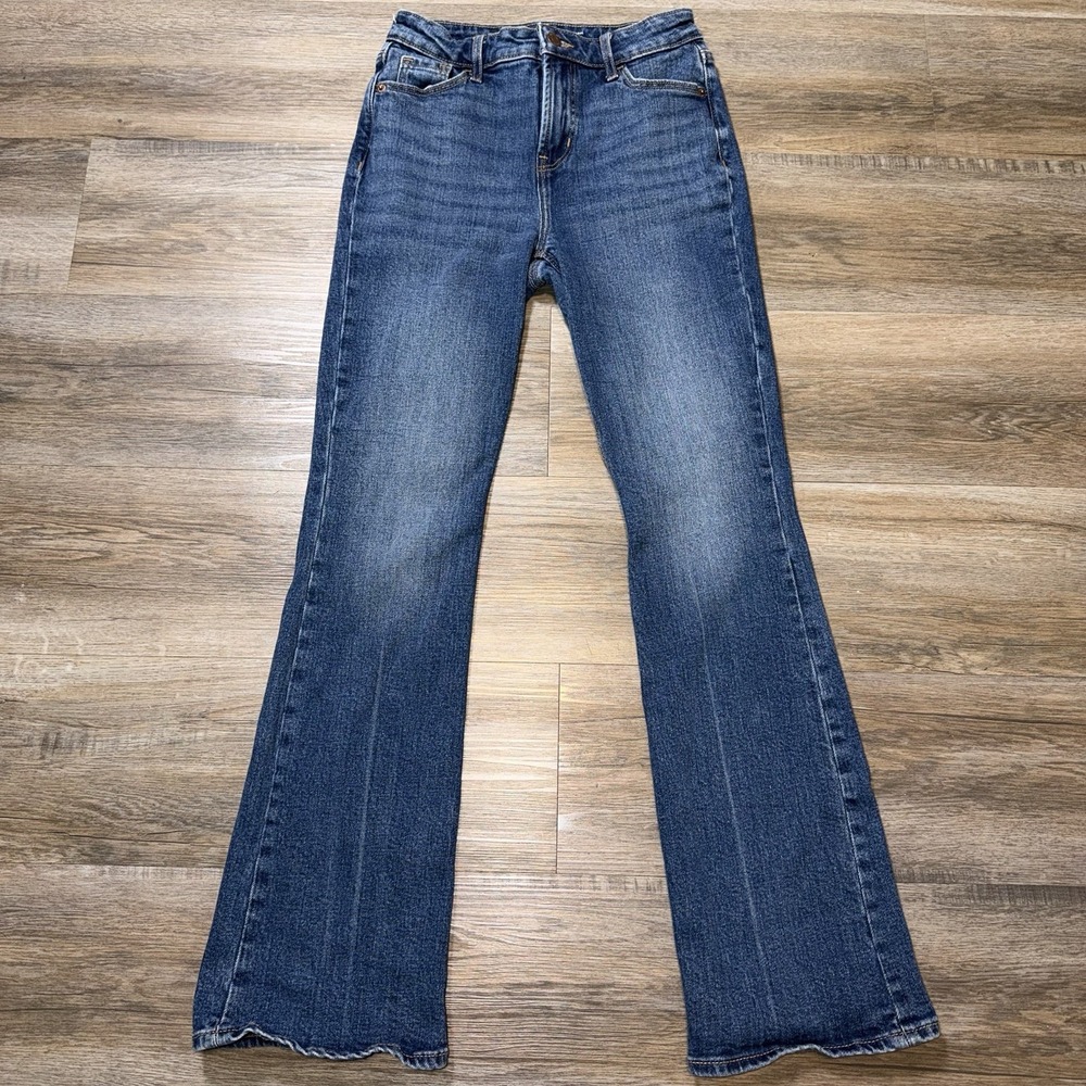 Old Navy Extra High-Rise Flare Medium Wash Womens 0